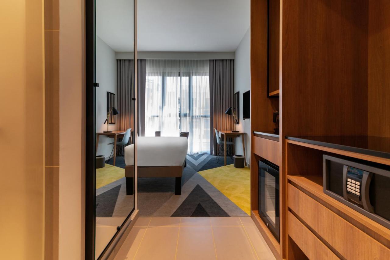 Отель Ibis Styles Dubai Deira Экстерьер фото