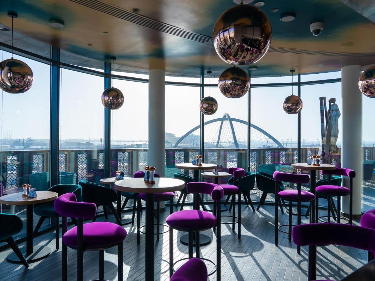 Отель Ibis Styles Dubai Deira Экстерьер фото