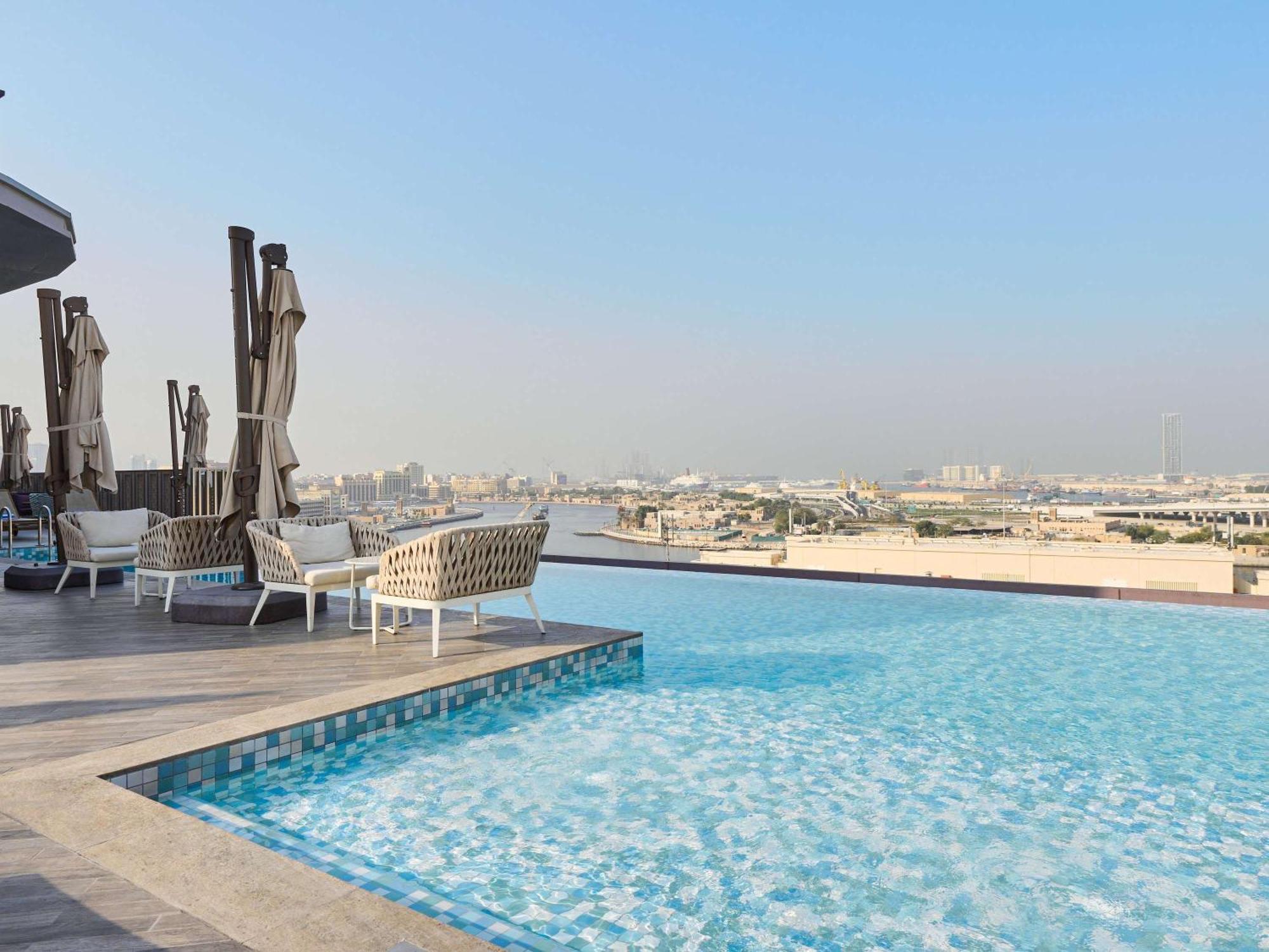 Отель Ibis Styles Dubai Deira Экстерьер фото
