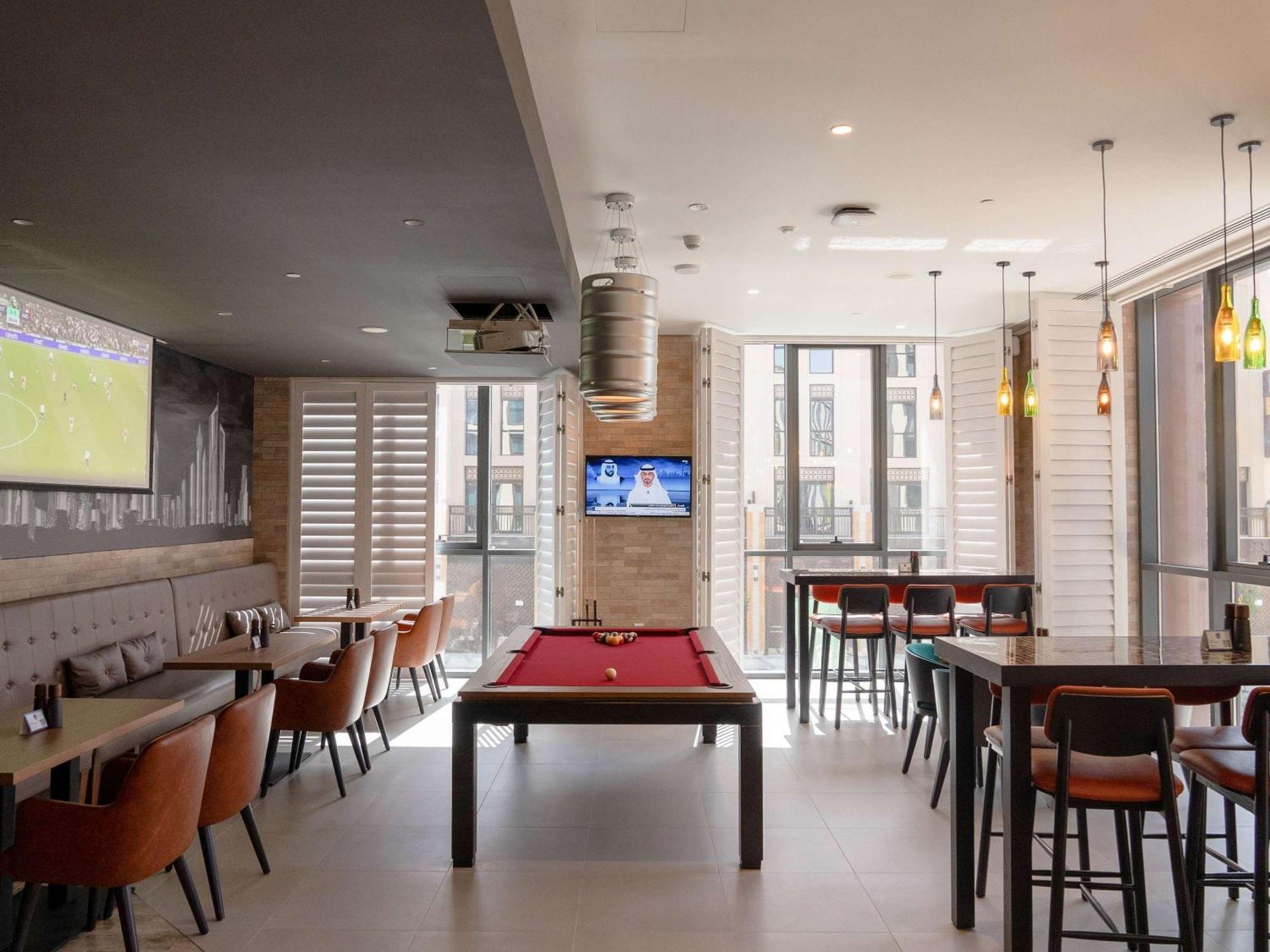 Отель Ibis Styles Dubai Deira Экстерьер фото