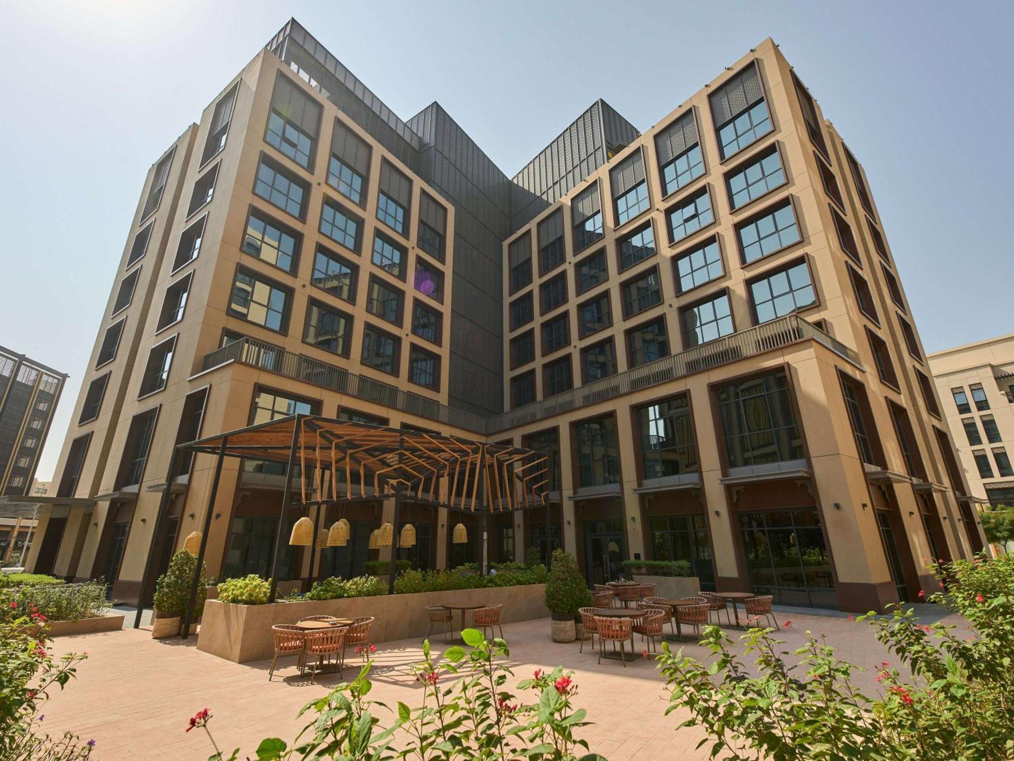Отель Ibis Styles Dubai Deira Экстерьер фото