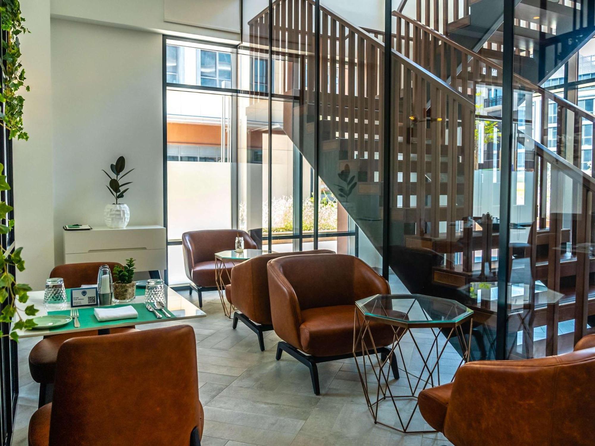 Отель Ibis Styles Dubai Deira Экстерьер фото